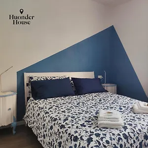 Dom wakacyjny Huonder House Lecco